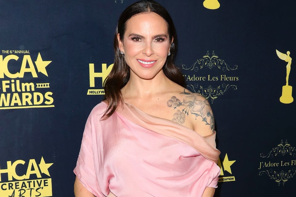 ¿Embarazada a sus 50? Kate del Castillo levanta sospechas