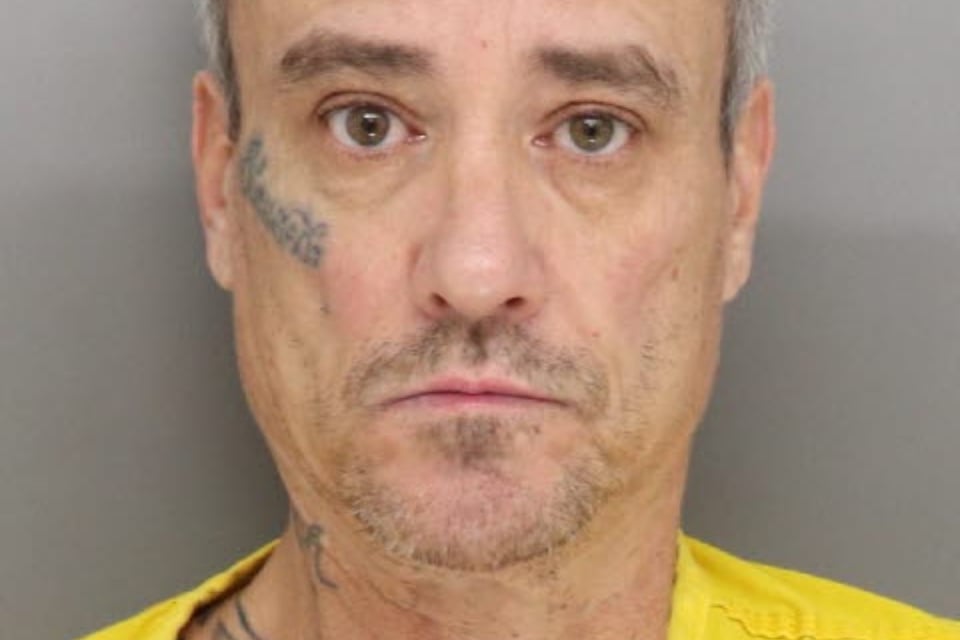 Keith Cruz enfrenta hasta 9 siglos de prisión por crímenes de violación y abuso sexual featured image