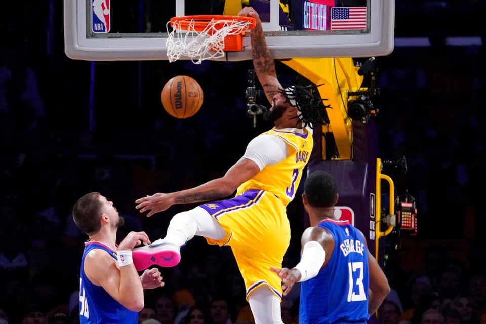 Los Lakers se ven derrotados ante ‘arrasadora’ victoria de los Clippers featured image