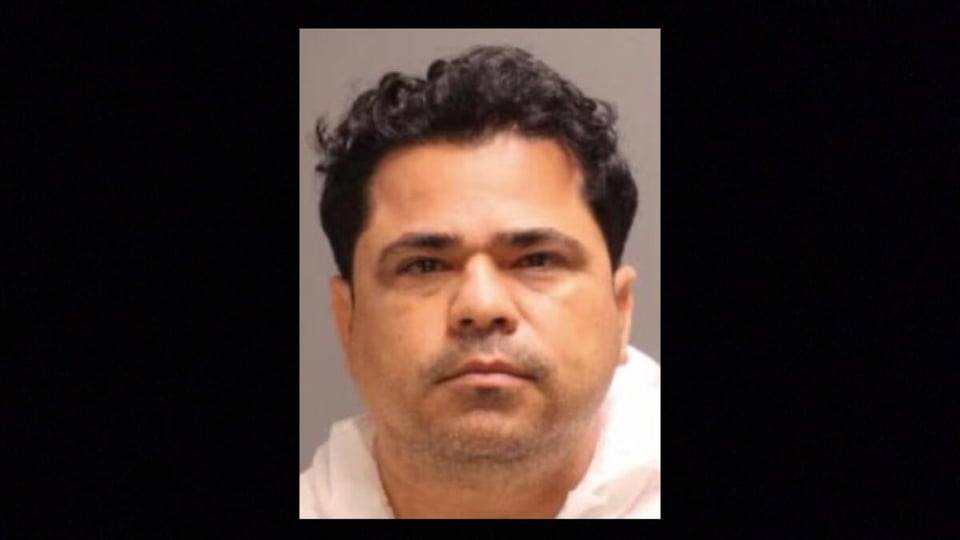 Leandro Barberena fue detenido en Philadelphia, Pensilvania, acusado de matar a cuchilladas a su esposa y a su suegra en la casa familiar.