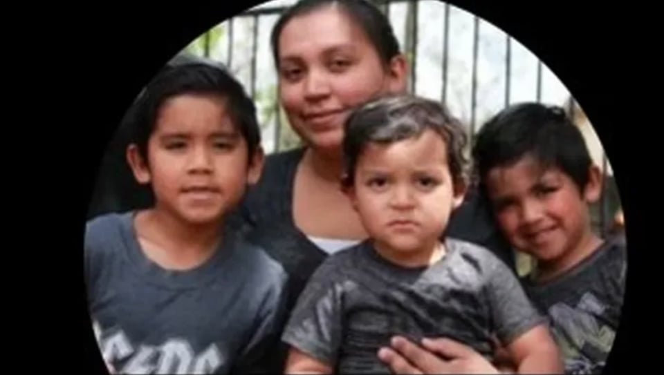 familia Martínez, hijos de Christian Leann Martínez, víctima tormenta Houston, Texas, MundoNOW