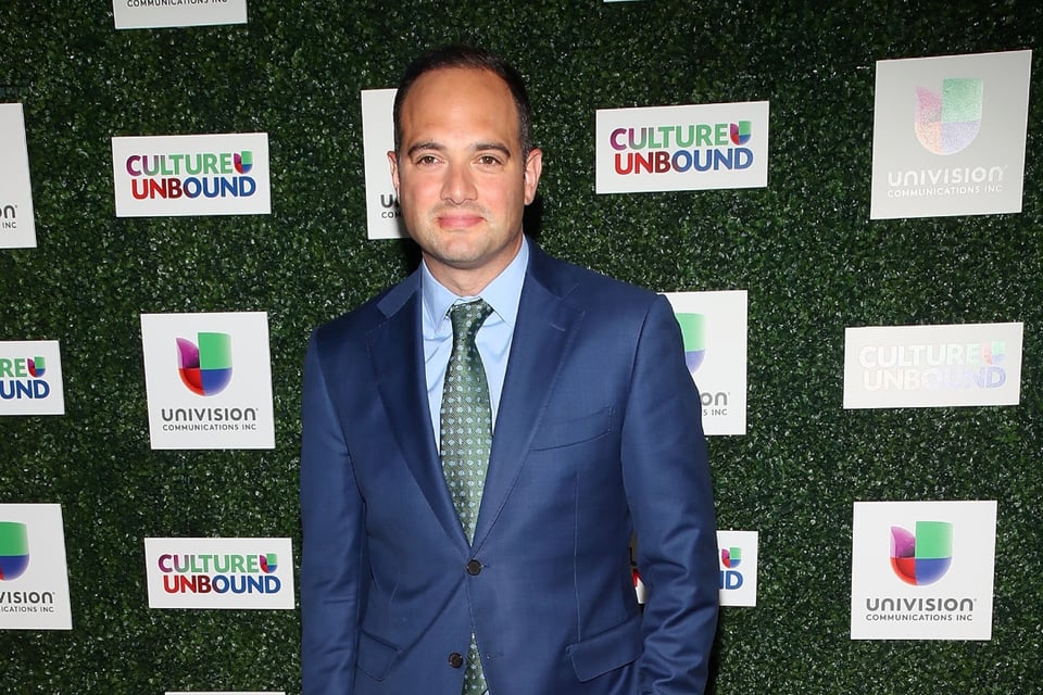 Televisa, Univisión, León Krauze, despido, MundoNow
