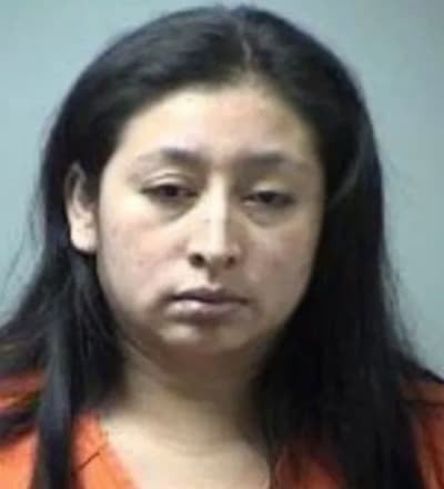 Hispanic woman sister chronicle