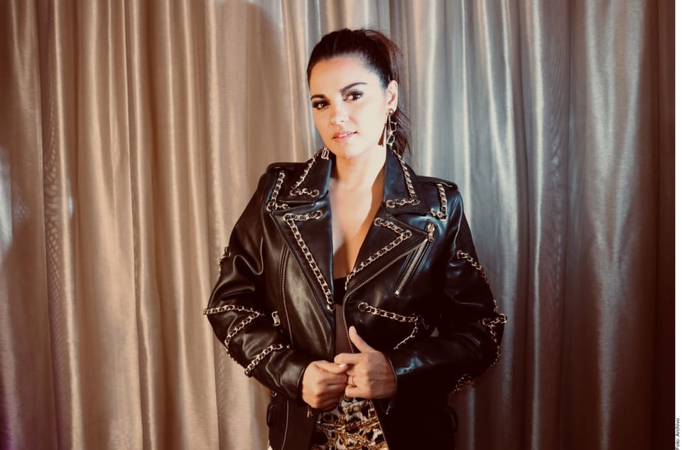 Conoce a los papás de Maite Perroni