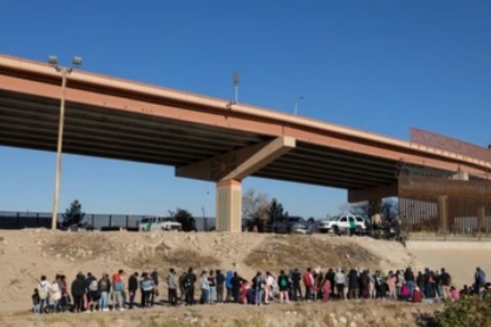 limitations, laws, immigration, Texas, MundoNOW