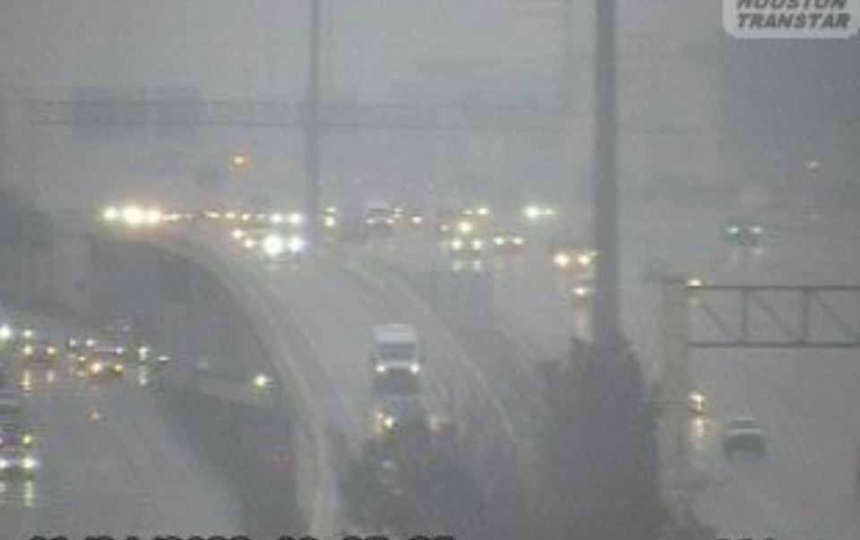 Houston enfrenta lluvias severas, inundaciones y tornados