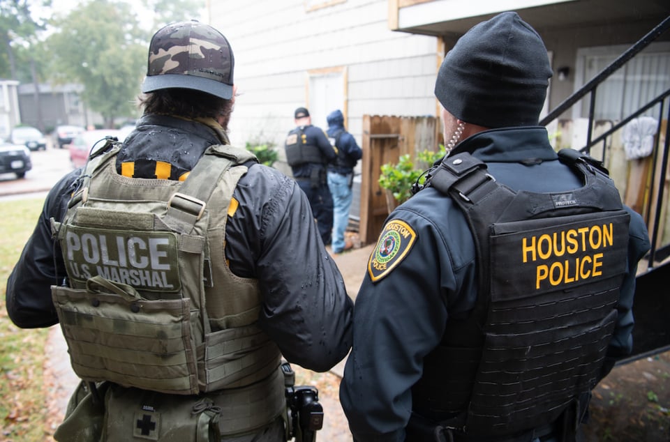US Marshal, Houston Police Department, Houston, Texas, MundoNOW