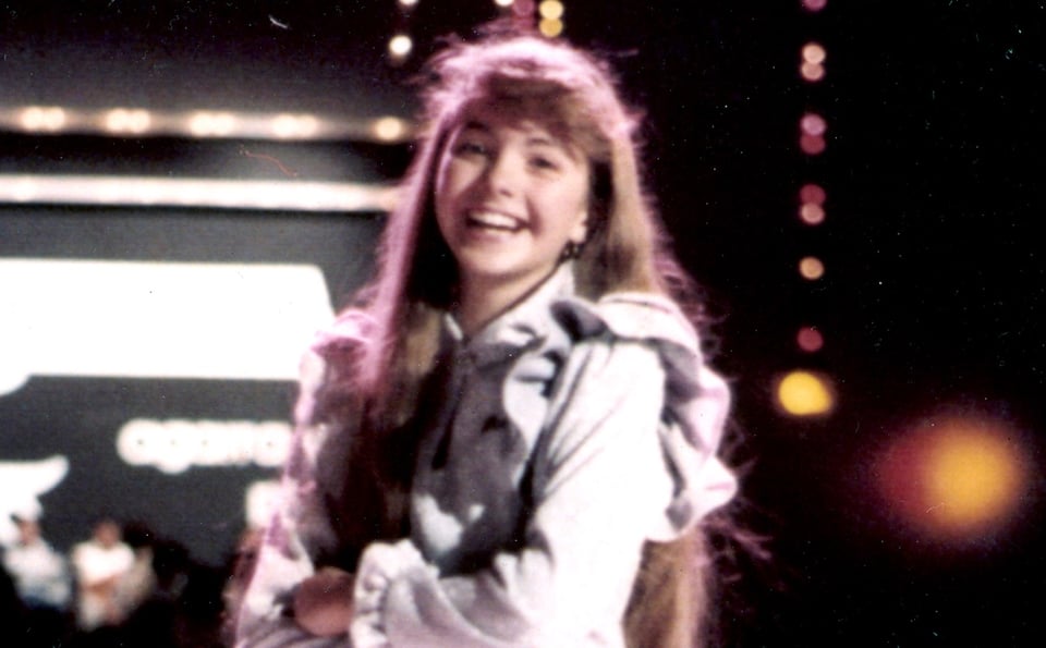 Lucerito, youth singer, Siempre en Domingo, MundoNOW