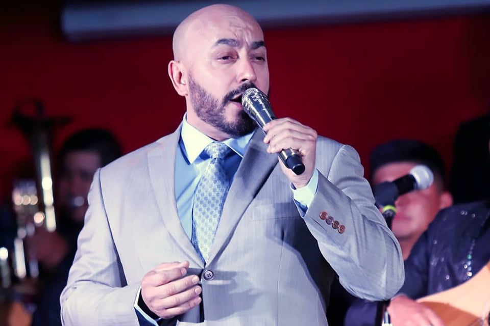 Jenni Rivera's brother, TikTok chat, Lupillo Rivera fan, Ex-partner resemblance, Broadcast comment