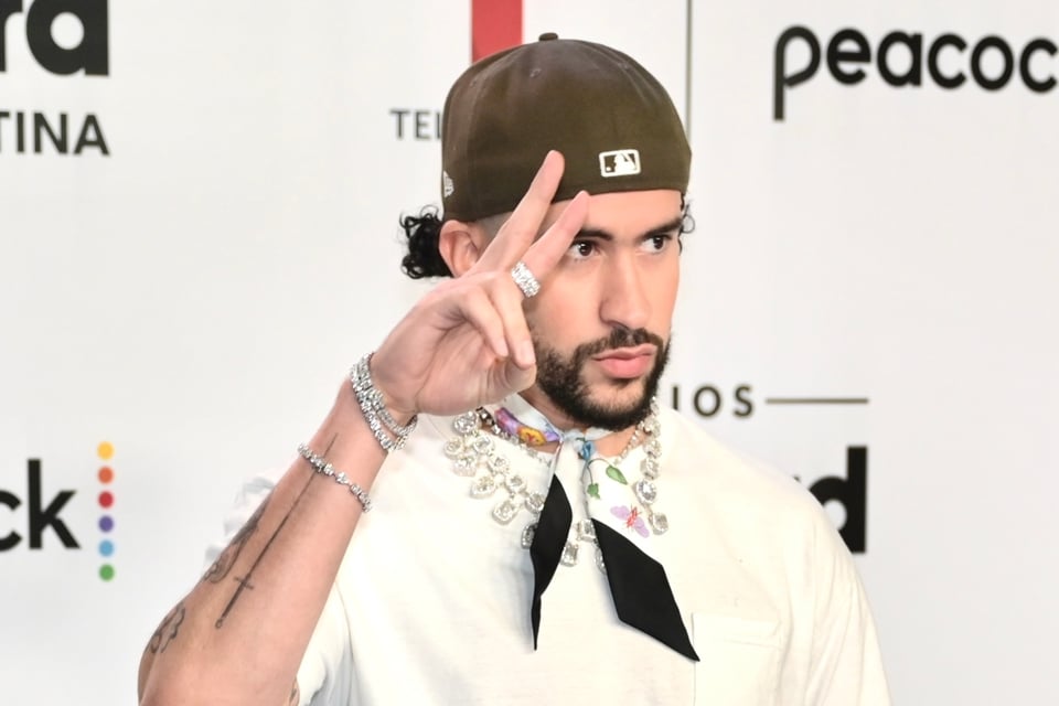 Bad Bunny, singer, fashion, Puerto Rico, MundoNOW