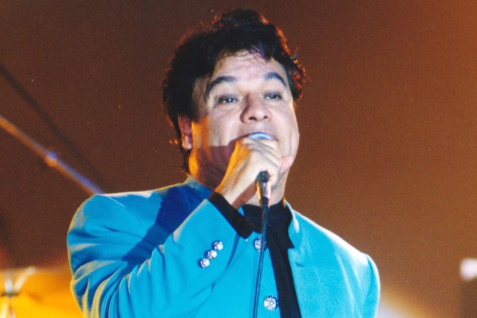 Juan Gabriel, Muerte, Cantante mexicano, 'Divo de Juárez', Infarto agudo de miocardio