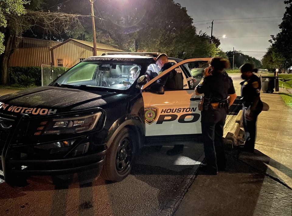 comunidad, Houston, hispano, patrullaje, homicidio