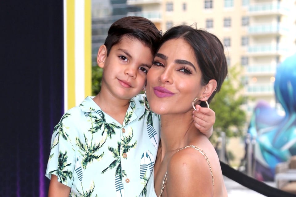 successful Latin moms USA, Alejandra Espinoza, beauty queen, Matteo, MundoNOW