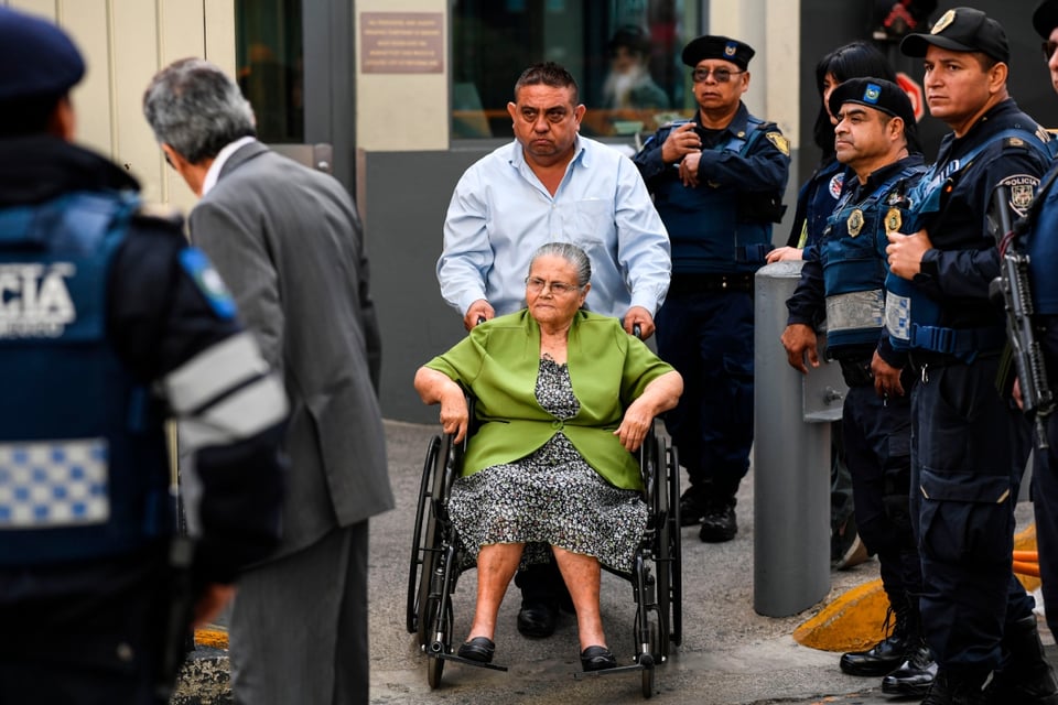 Críticas, Debates, TikTok, Peticiones, Muerte mamá del Chapo