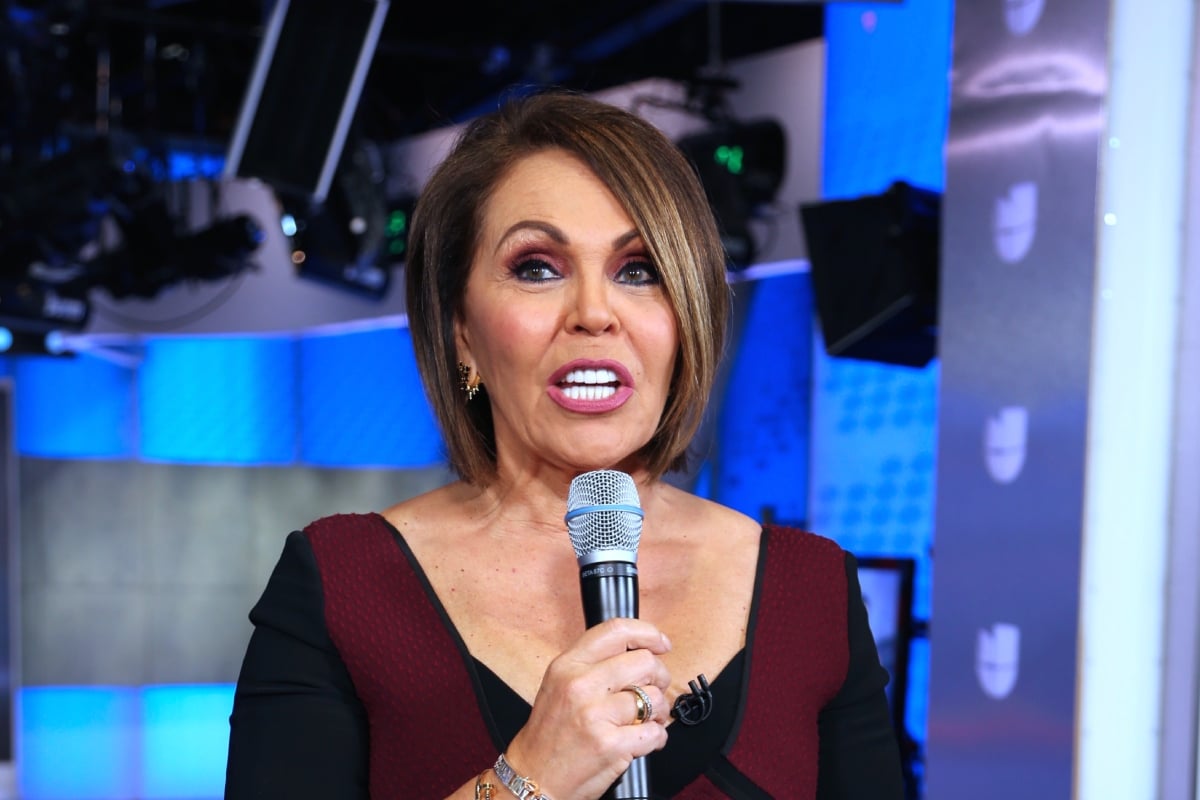 Univision María Elena Salinas, mundonow, televisión, univision, conductora