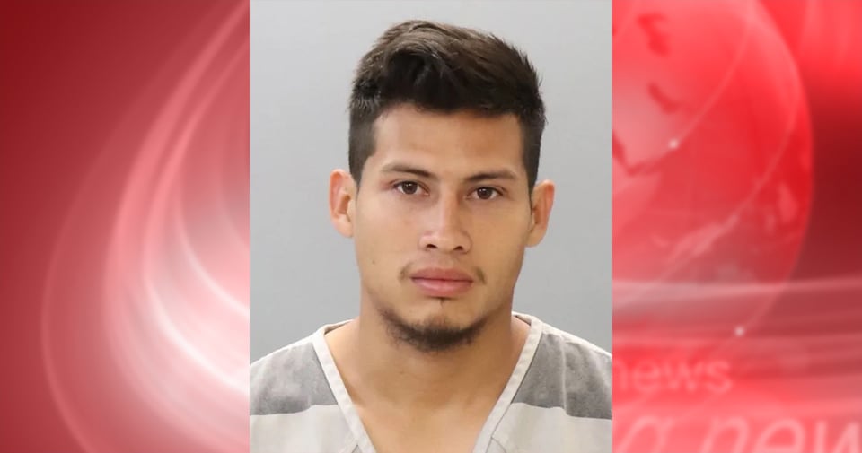 Crónica: Hispano será deportado por su urgencia de ir al baño featured image
