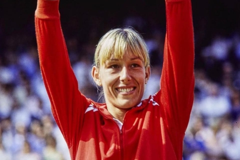 Martina Navratilova, former tennis player, book, Being Myself, MundoNOW