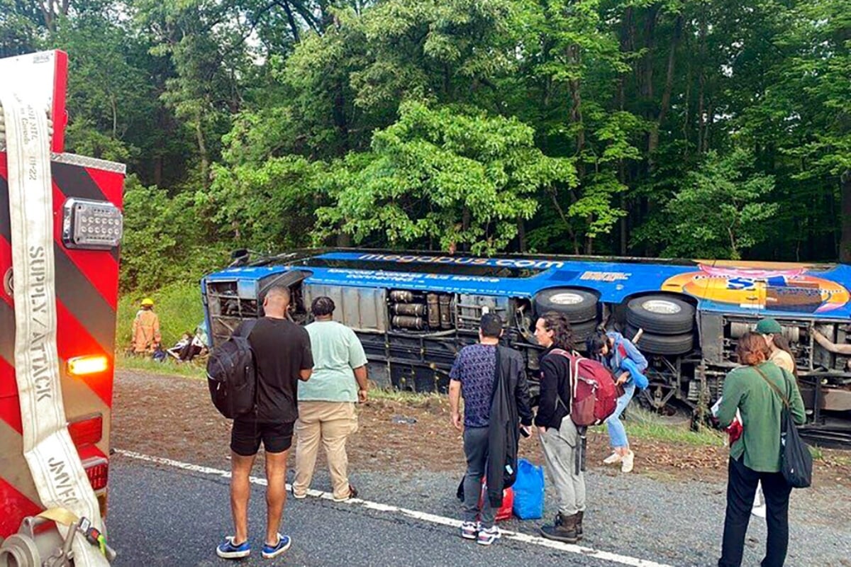 Autobús se estrella dejando al menos 27 heridos en Maryland (FOTOS)
