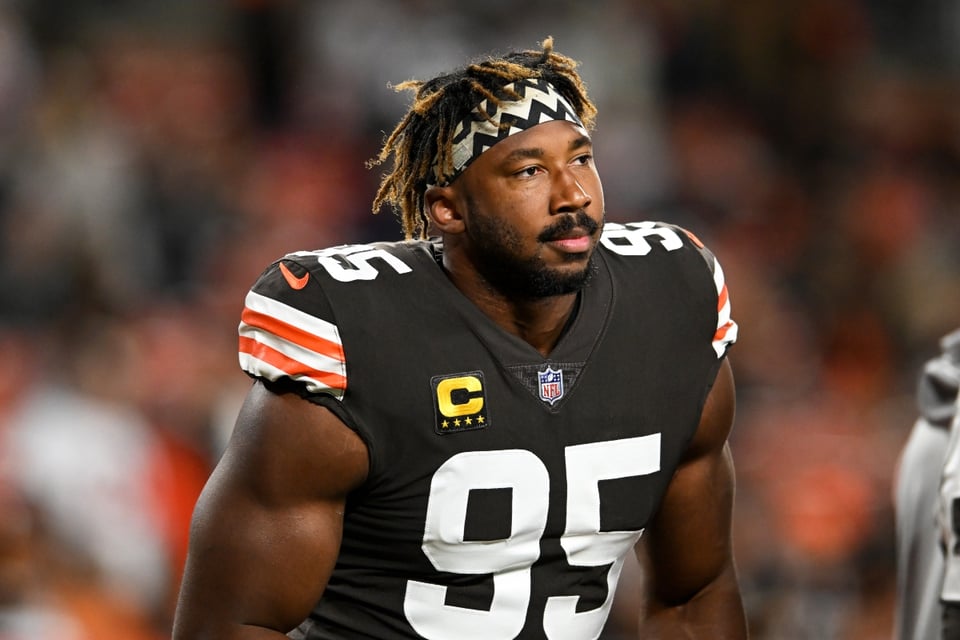 Myles Garret jugador de Cleveland Browns estaría fuera unas semanas tras accidente