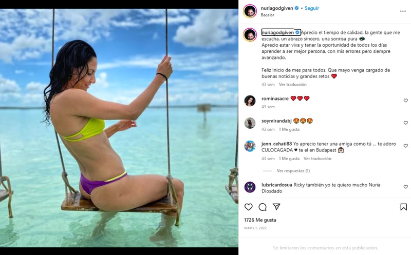 Nuria Diosdado bikinis