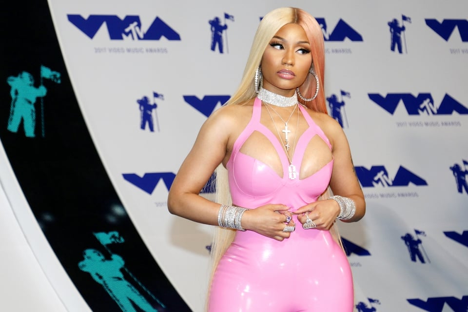 Arrestan a Nicki Minaj en aeropuerto por encontrarle drogas