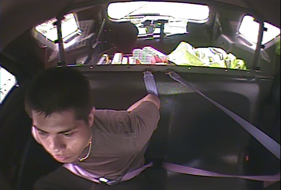Crónica Arrestan latino trabajo