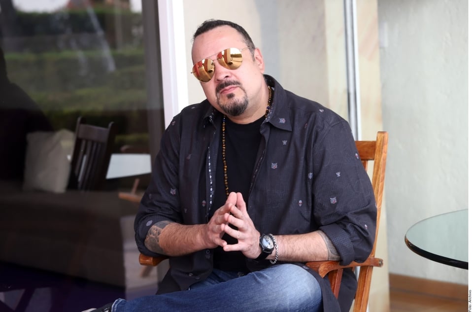 ¿Lo impensable? Tras estar en su funeral, Pepe Aguilar habla sobre Vicente Fernández y si había rivalidad