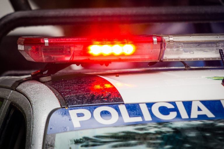 Hombre enfrenta cargos por agresión agravada en contra de su amigo