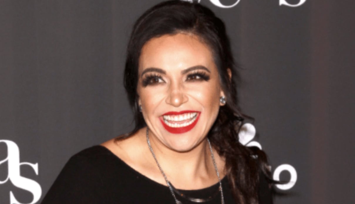 ¡Le recuerdan infidelidades! Jacqie Rivera, hija de Jenni Rivera, celebra 9 años de matrimonio y le critican felicitación a su esposo