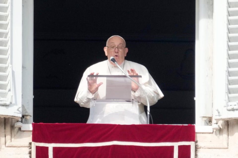 Catholic Church, bishops, new politics, priests, MundoNOW