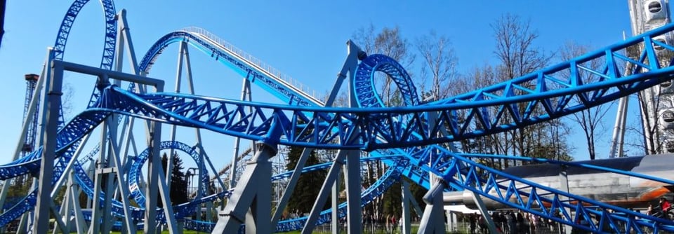 Niña muere porque operadores de parque de diversiones no abrocharon su cinturón