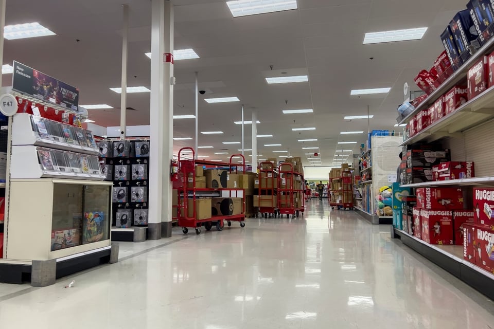 afectados, carrito de compras, cambios, estanterías, compradores