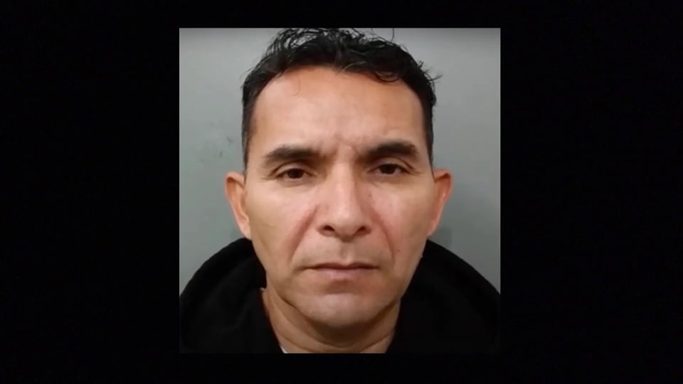 Pastor cristiano hispano es acusado de abuso de menores