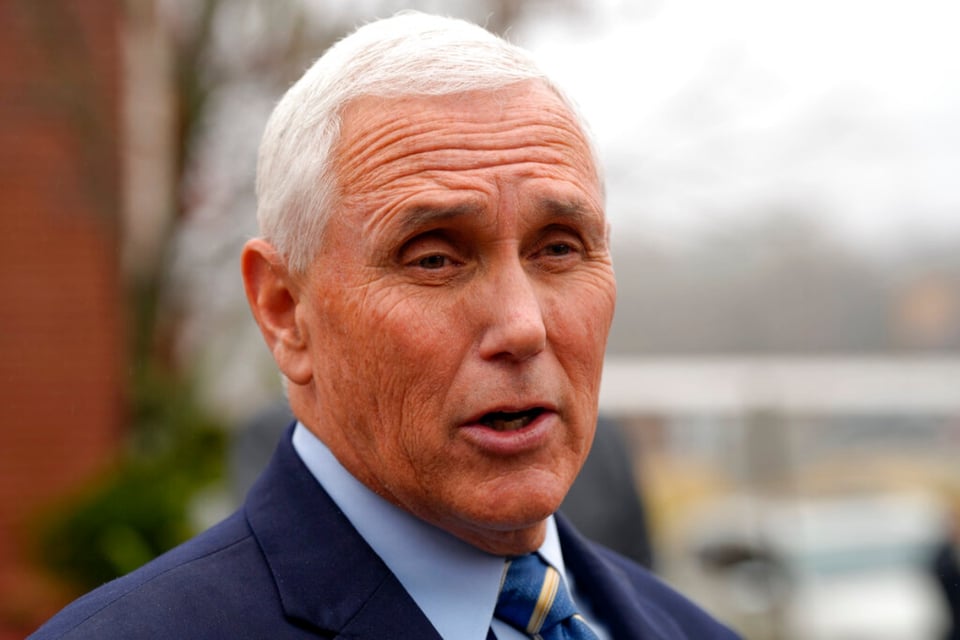 Encuentran documentos confidenciales en casa del exvicepresidente Mike Pence