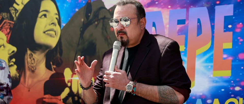 ¿Quién le dará un nieto a Pepe Aguilar? Ángela ¿metió la pata? o Aneliz o Leonardo featured image