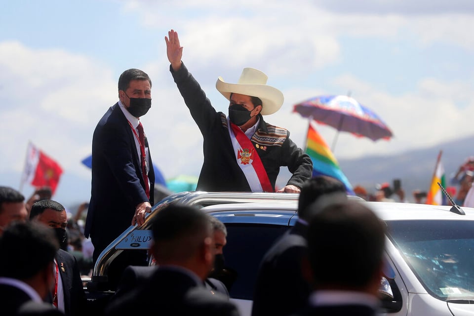 México toma drástica decisión tras acontecimientos en Perú