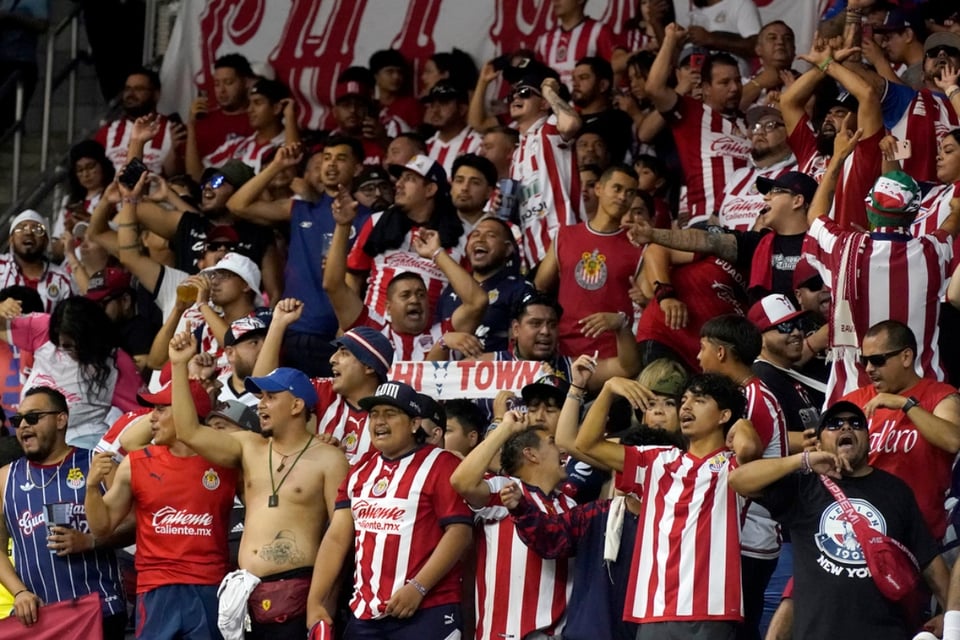 soccer, Atlas, Rojinegros, Chivas fans, fut, MundoNOW
