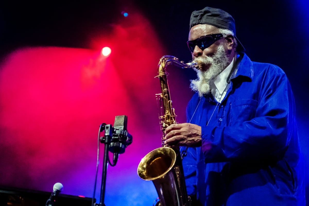 Muere Pharoah Sanders, aclamado músico estadounidense (FOTOS)