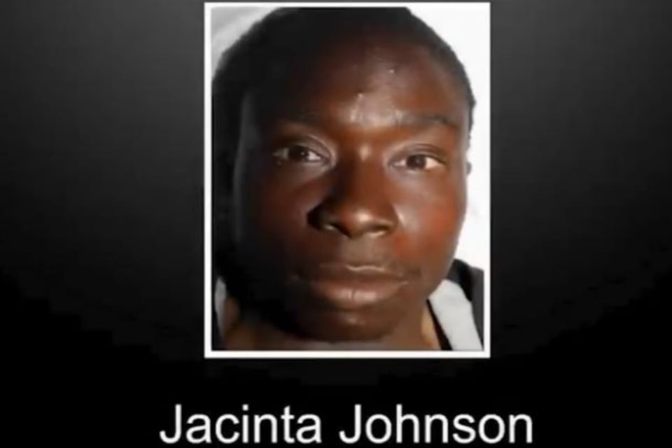 Amenaza, Jacinta Johnson, 33 años, Arrestada, MundoNow