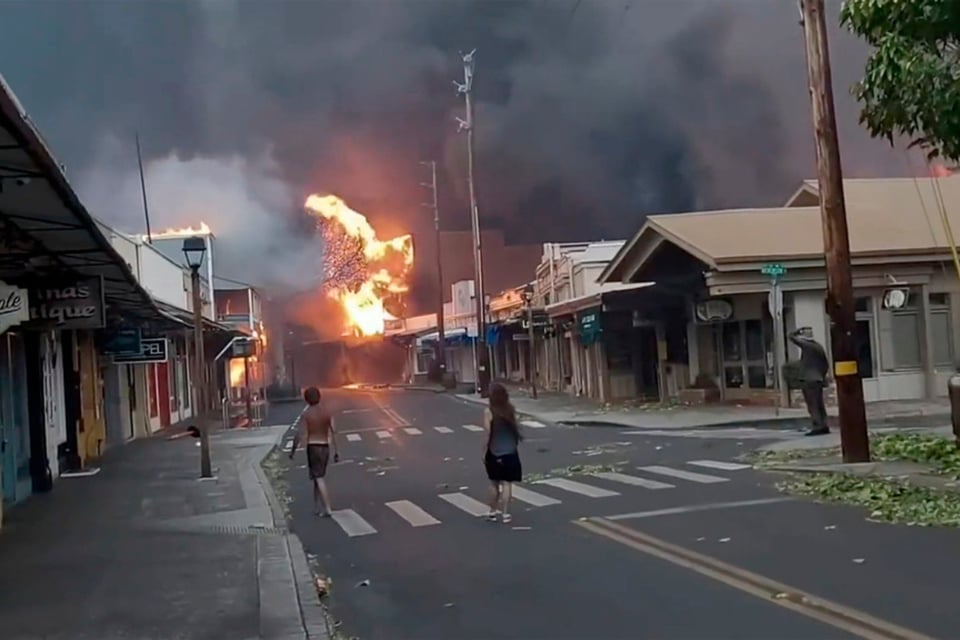 Incendios en Hawái dejan múltiples muertos
