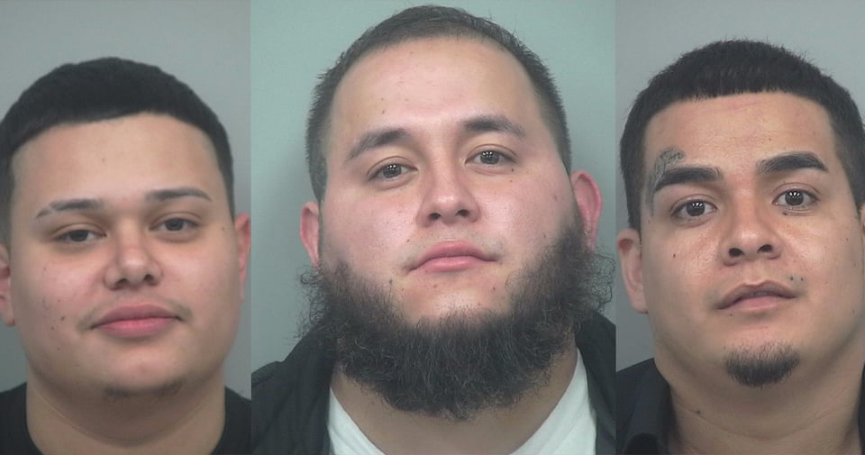 Crónica: Arrestan a trío de latinos por asaltar a amigo de parrandas featured image