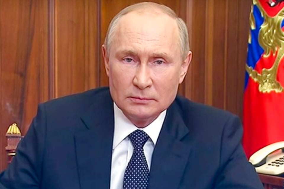 Rusia suspende tratado de armas nucleares que firmó con EEUU