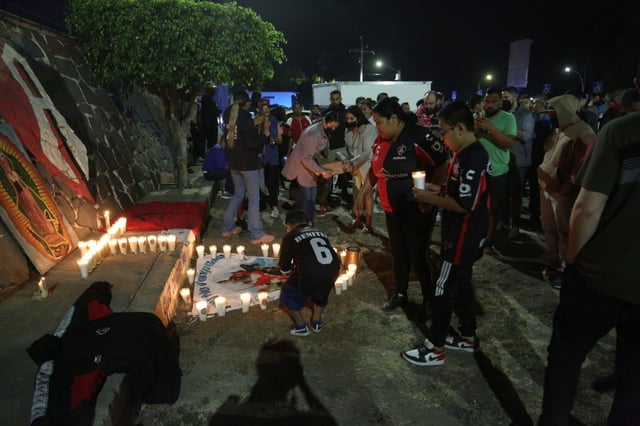 Madre entrega a su hijo Querétaro tras saber que participó en violencia en estadio