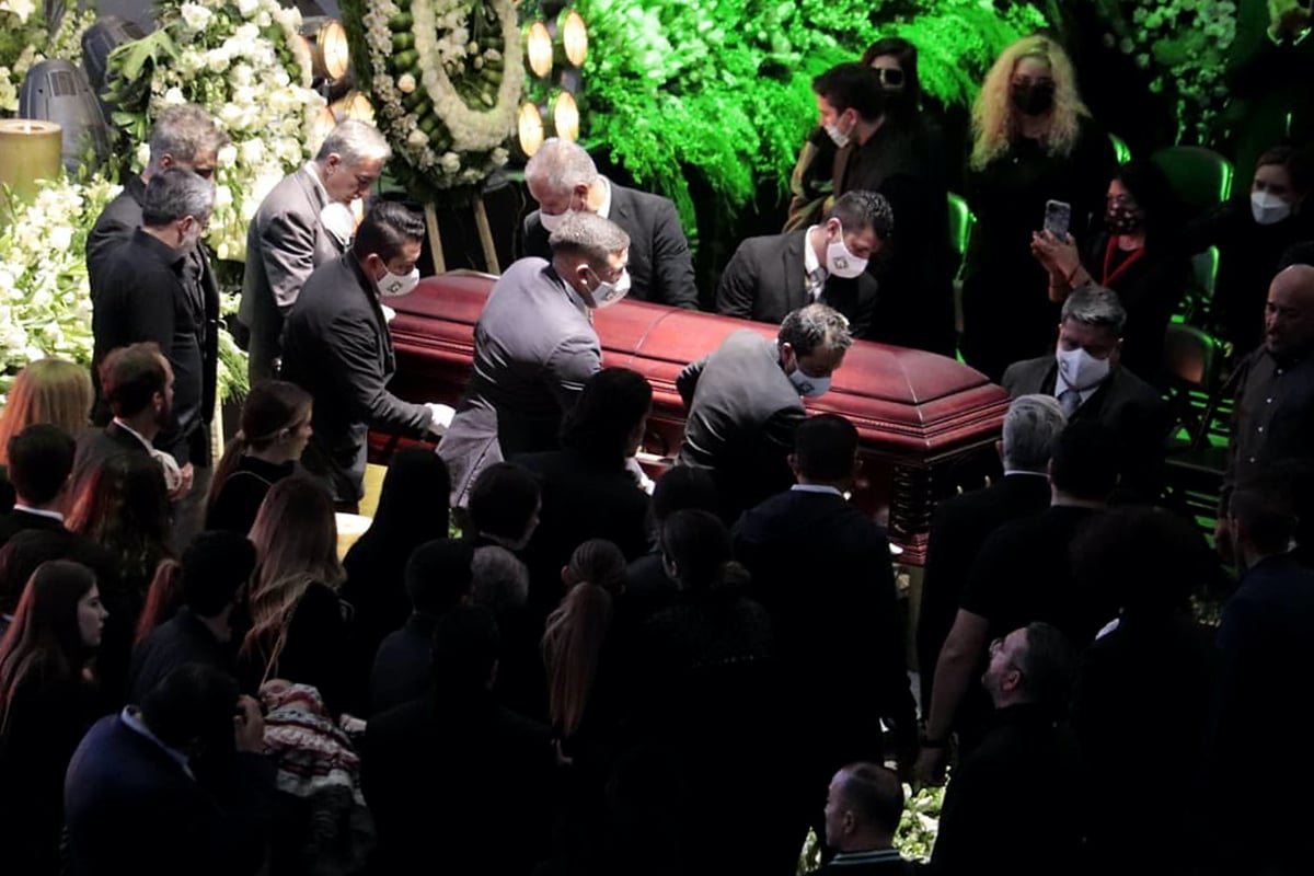 Vicente Fernández Doña Cuquita restos muerte