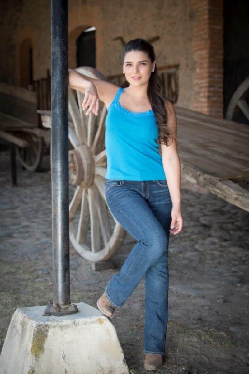 Gaby Mellado La Desalmada: Tell us a little about La Desalmada and Clara