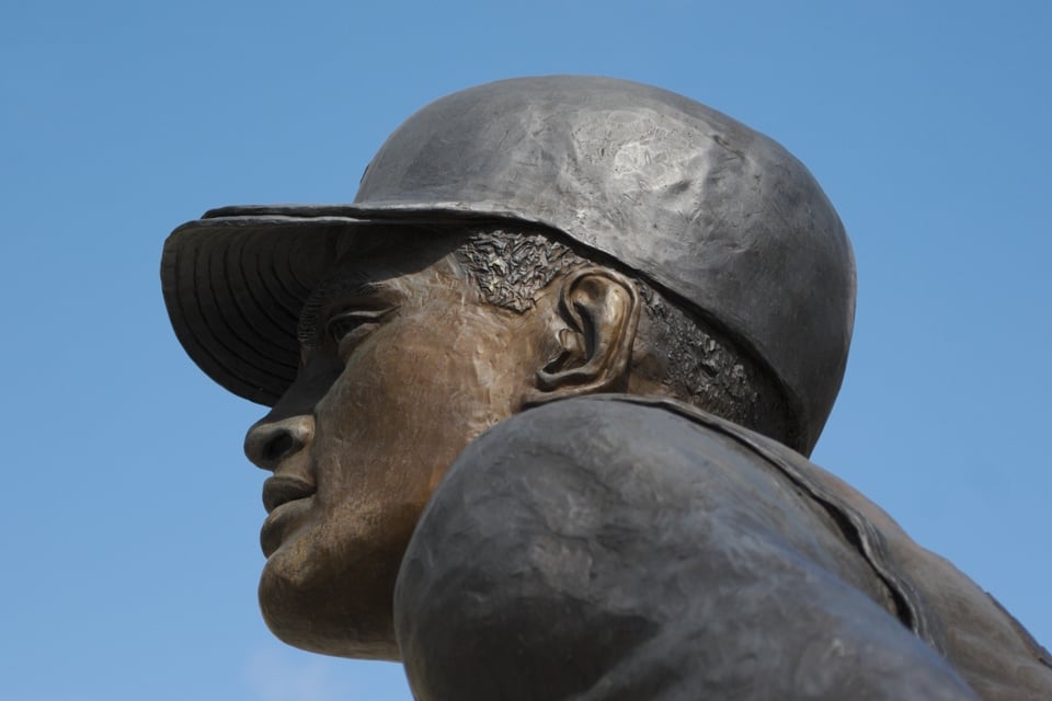 Roberto Clemente day, home run, hitting, power hitter, MundoNOW
