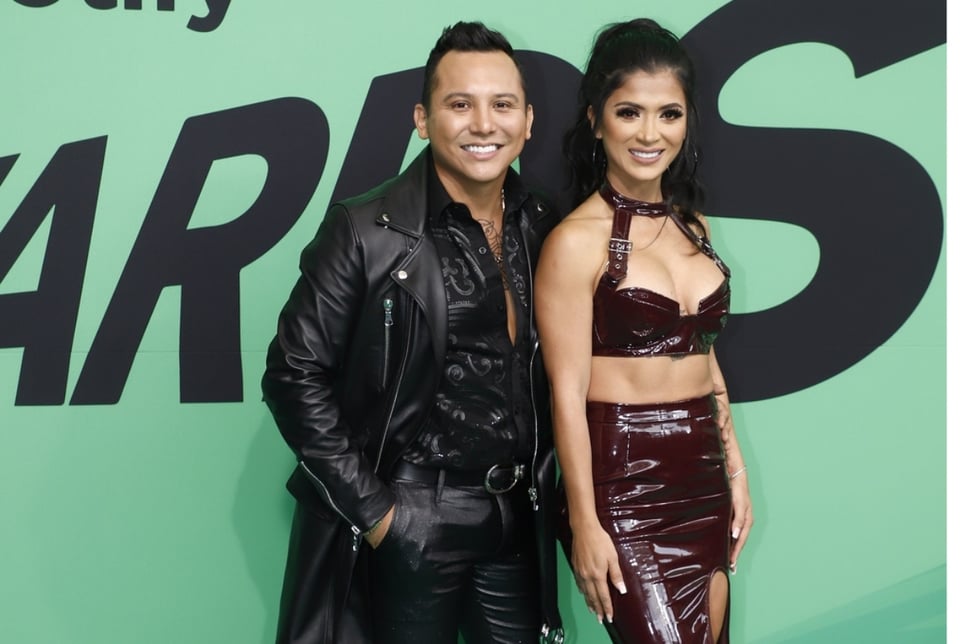 Se filtra video de Kimberly Flores, esposa de Edwin Luna, regateando en el tianguis