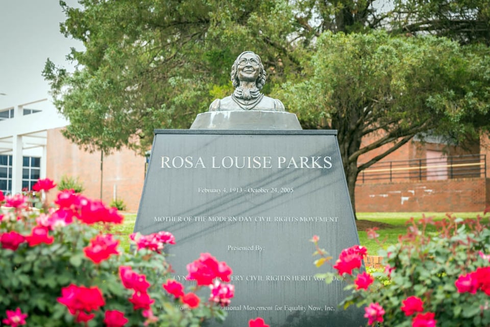 Avance de la gente de color, NAACP, estatua, monumento conmemorativo, Alabama
