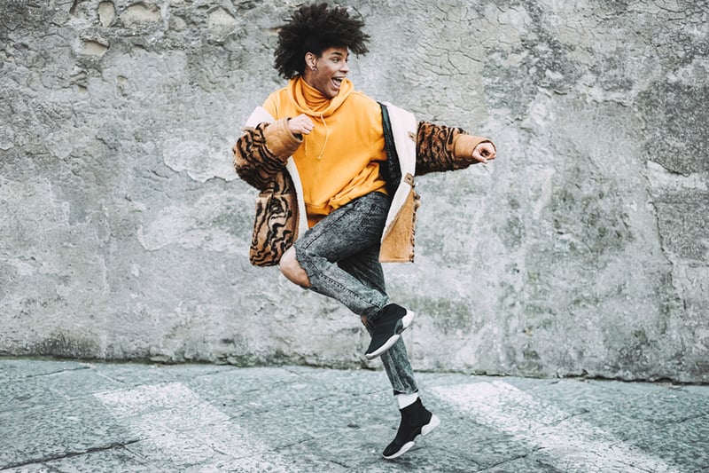 urban fashion, street wear, dancing boy, hip hop, MundoNOW