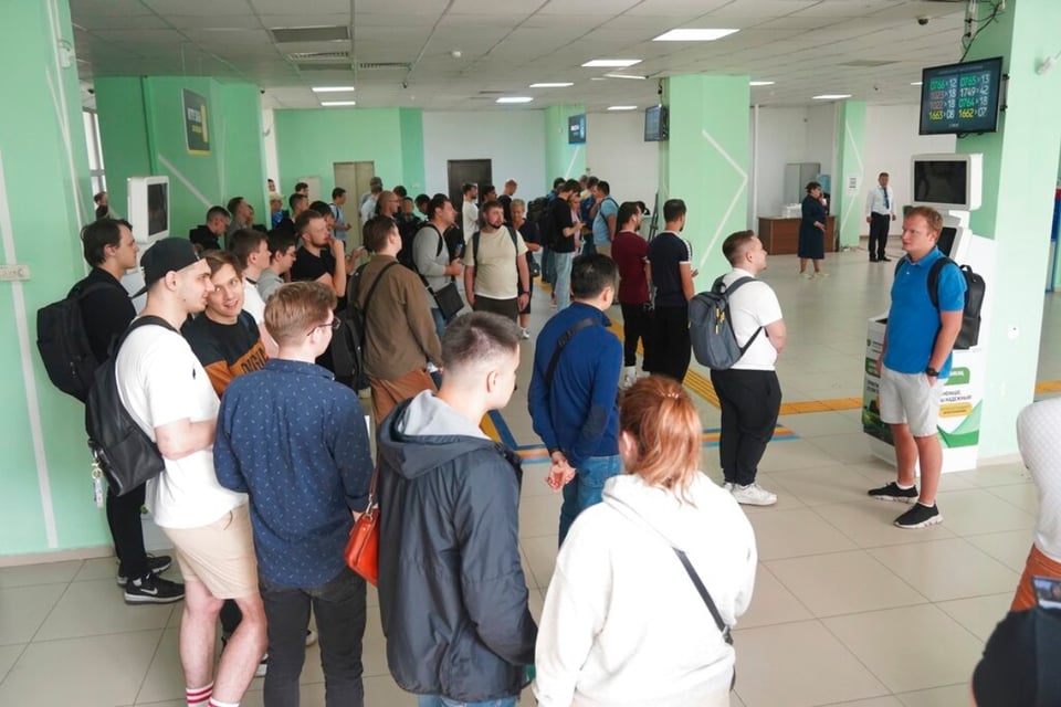 Embajada de Estados Unidos en Rusia tiene severas limitaciones